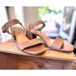 Nisolo Stella Go-To Almond Tan 100% Leather Block Heel Sandals SZ 8.5 2.5” Heel